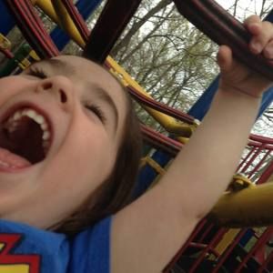 Meet your Posher, Ari